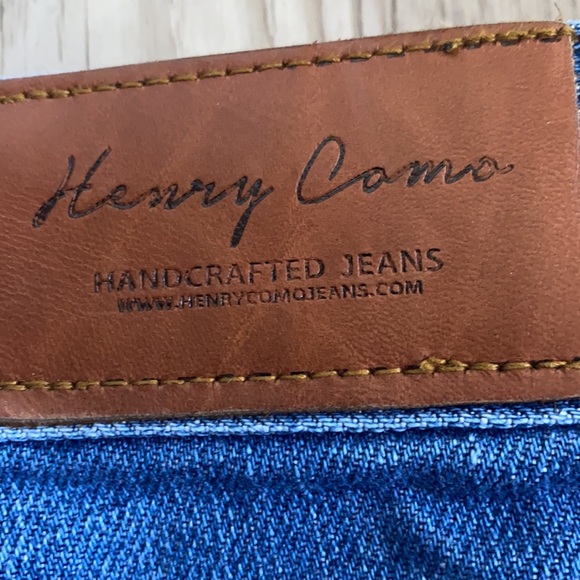 ripped jean shorts - Picture 3 of 5